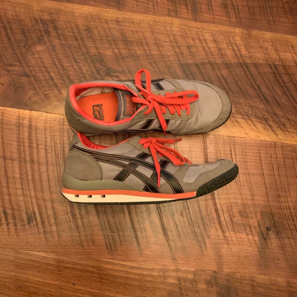 Onitsuka Tiger Classic Sneakers